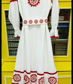 Платье с обережной вышивкой за 10000,0 руб. (2)